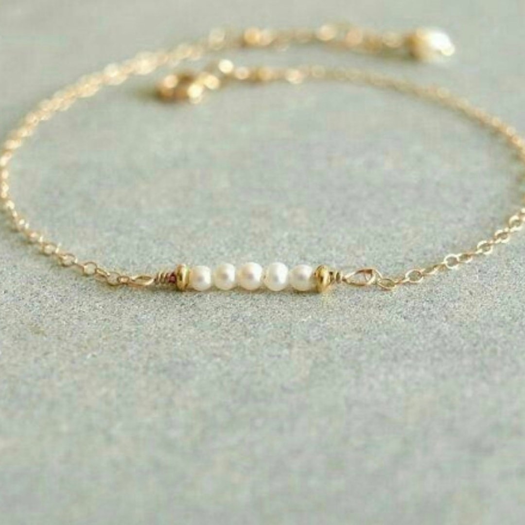 Freshwatee pearl minimalist chain bracelet Freshwatee Pearl Minimalist Chain Bracelet - Image 1